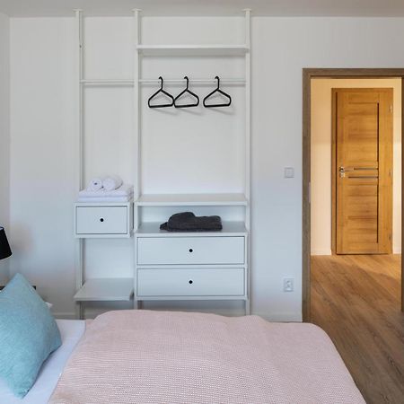 Minimalistic House In Vinohrady By Prague Days Villa Buitenkant foto